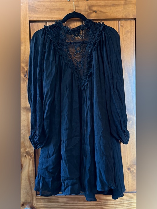 ollari Tops - Black Lace-Trim Peasant Tunic Top
